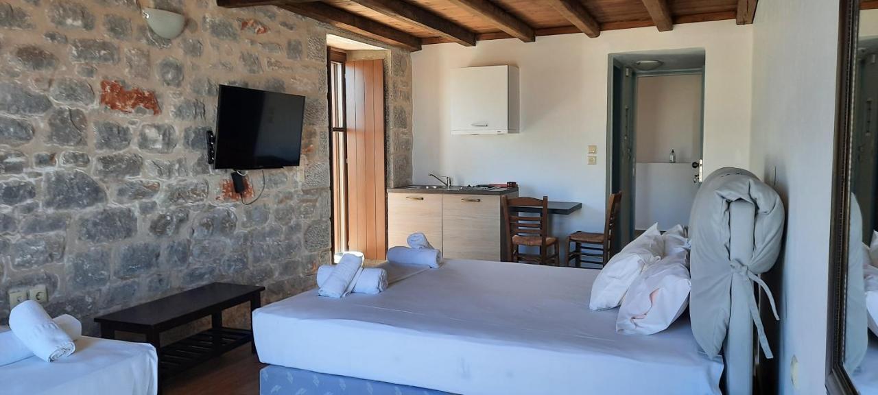 Koukouri Suites Areopoli Esterno foto