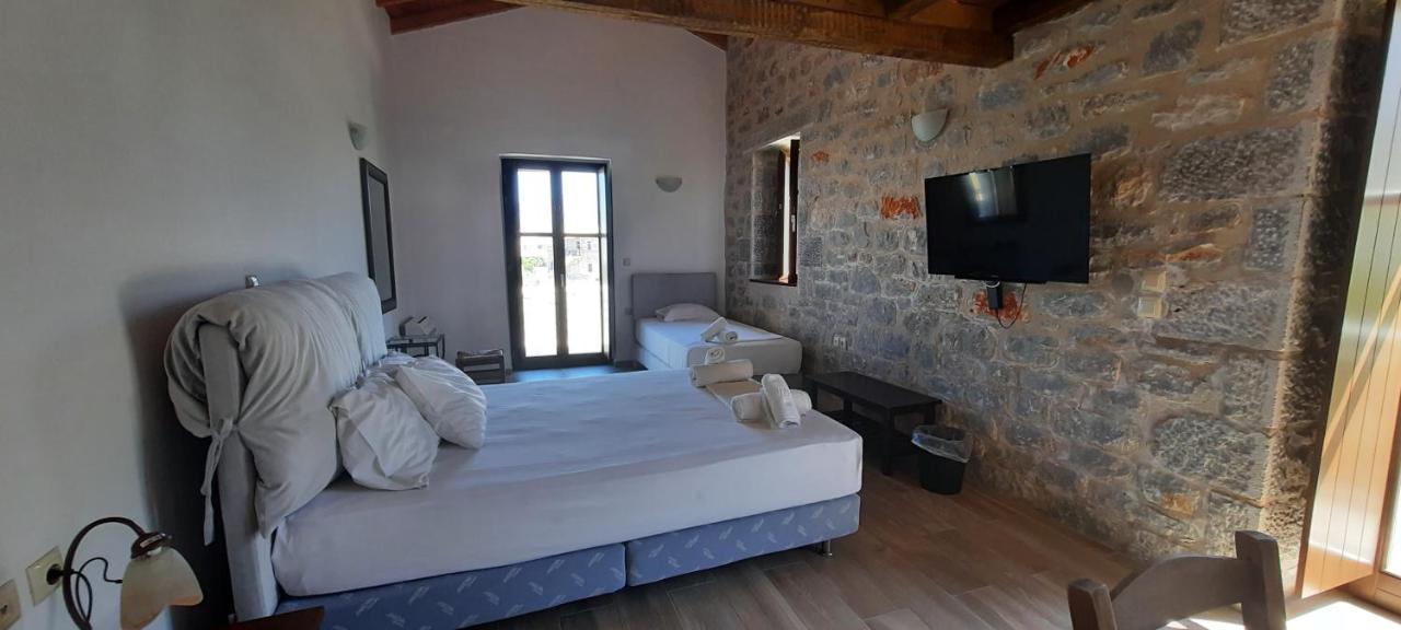 Koukouri Suites Areopoli Esterno foto