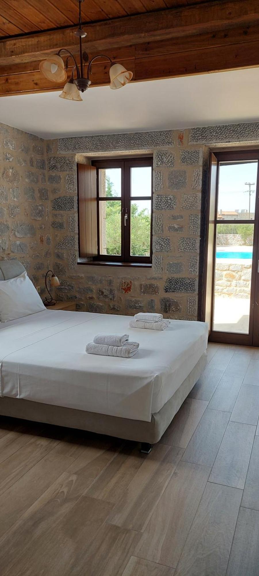 Koukouri Suites Areopoli Esterno foto