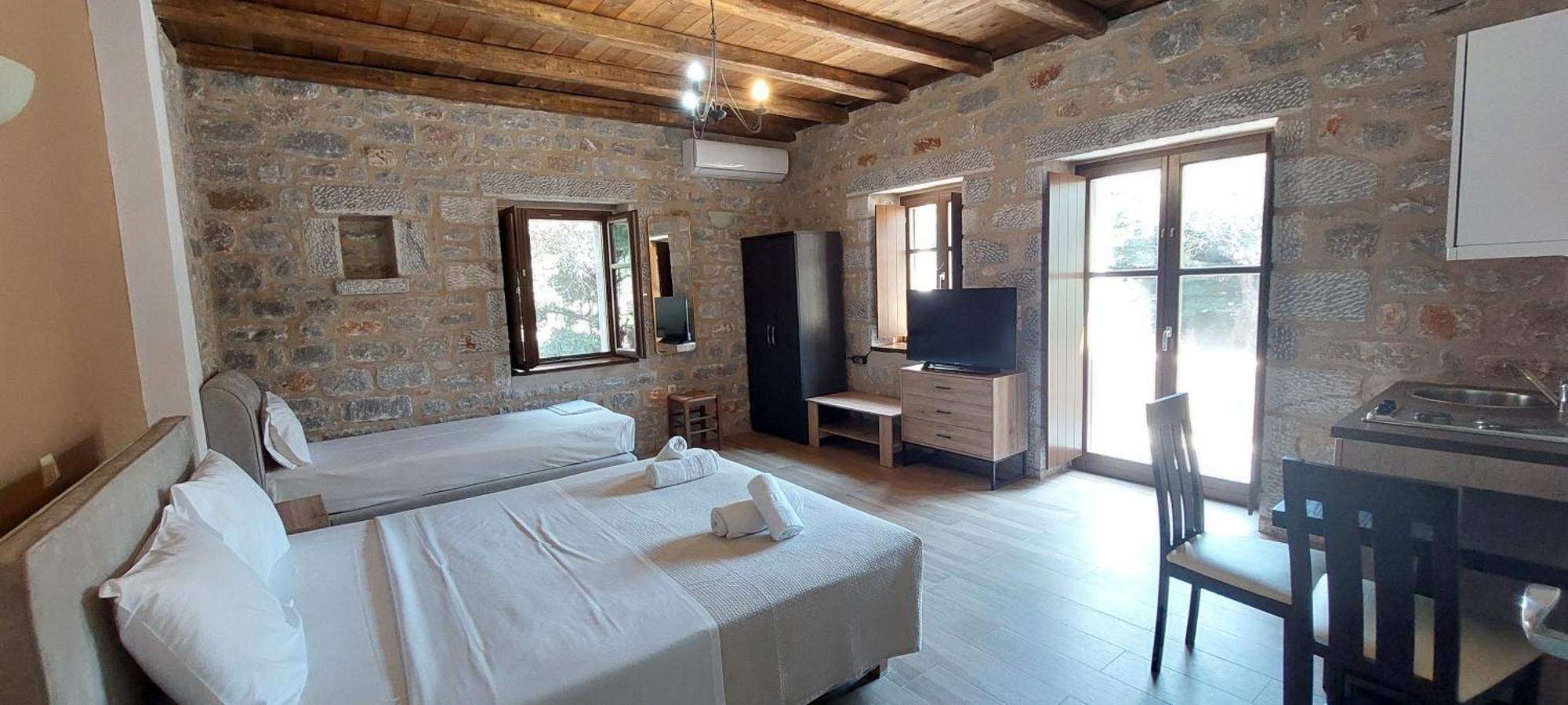 Koukouri Suites Areopoli Esterno foto