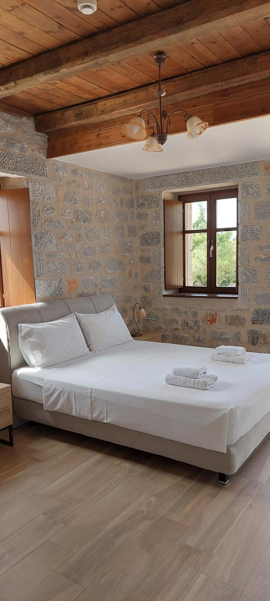 Koukouri Suites Areopoli Esterno foto