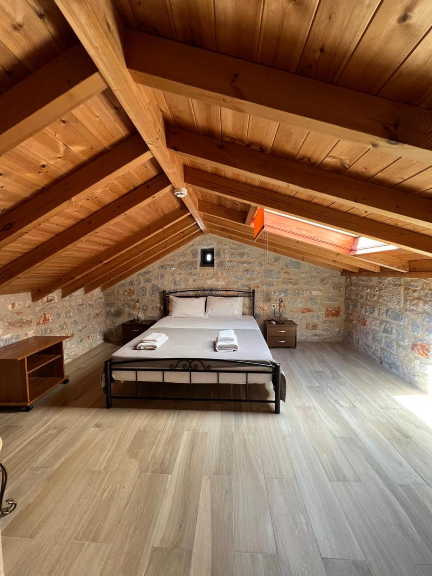 Koukouri Suites Areopoli Esterno foto
